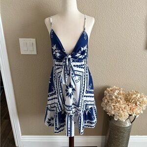 Cupshe Blue and White Tie-Front Sundress